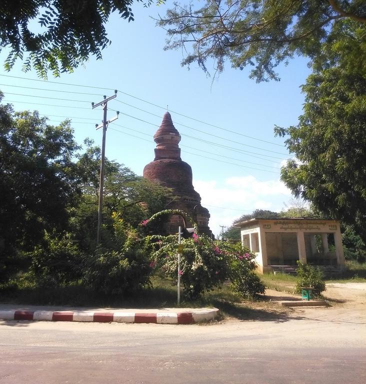 Готель Large Golden Pot Nyaung-U Екстер'єр фото
